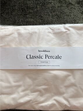 Brooklinen Classic Percale Duvet Cover - Cream